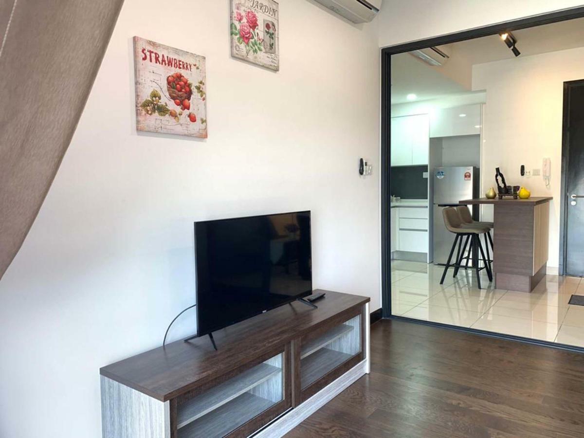 Almas Puteri Harbour Apartment นุสาจายา ภายนอก รูปภาพ